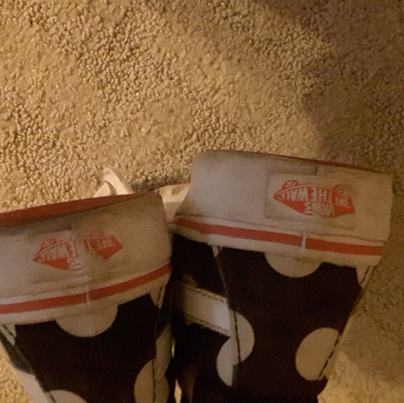 Shoes - Picture 2 of 4